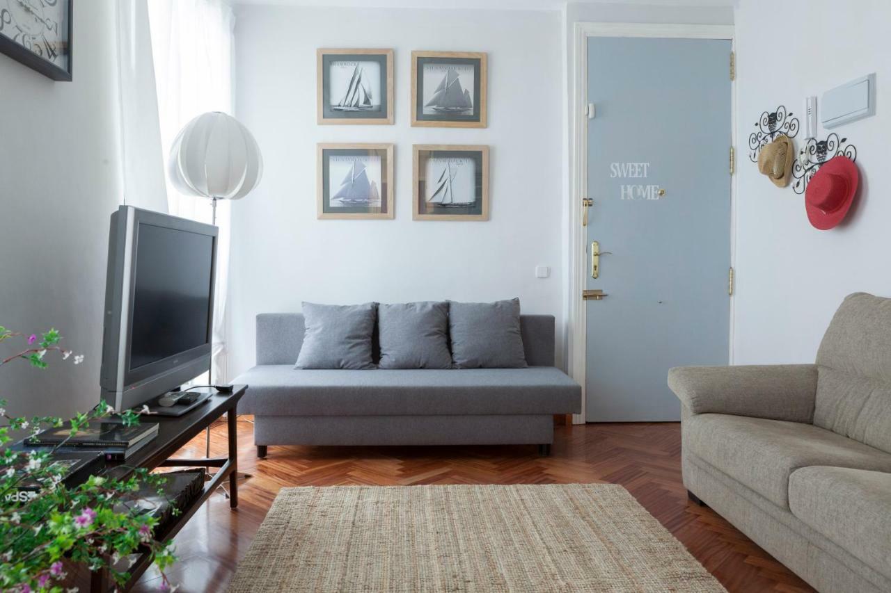 Elegante Piso Junto Al Museo Del Prado Apartment Madrid Exterior foto