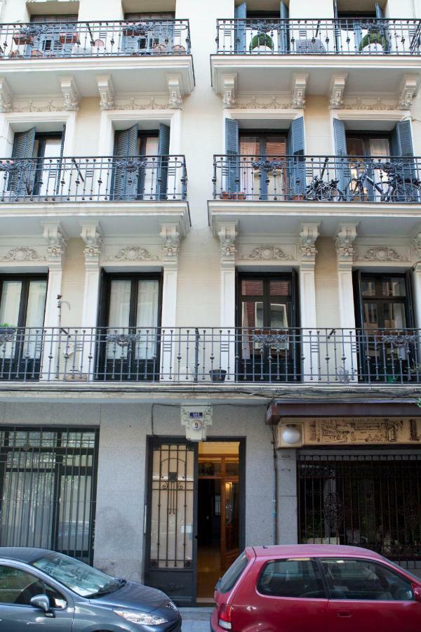 Elegante Piso Junto Al Museo Del Prado Apartment Madrid Exterior foto
